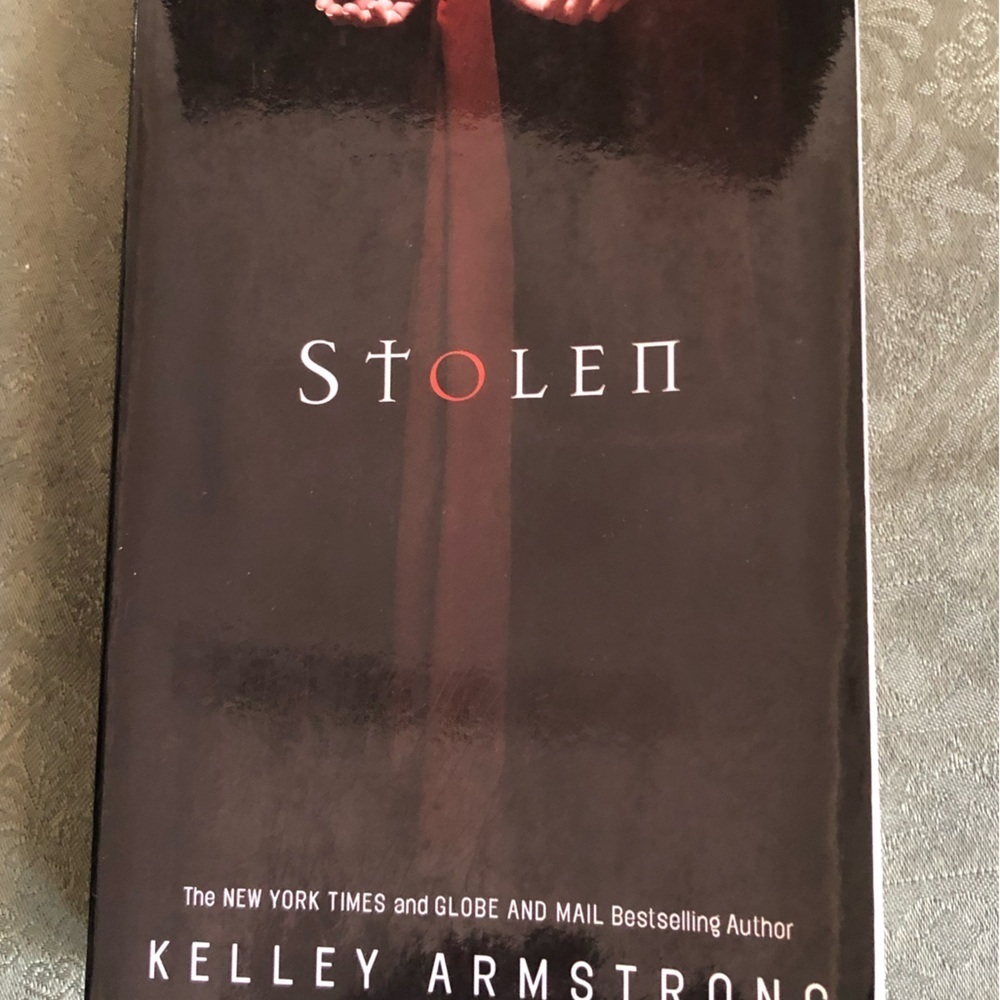 Bitten and Stolen by Kelley Armstrong - first two novels of the Bitten series